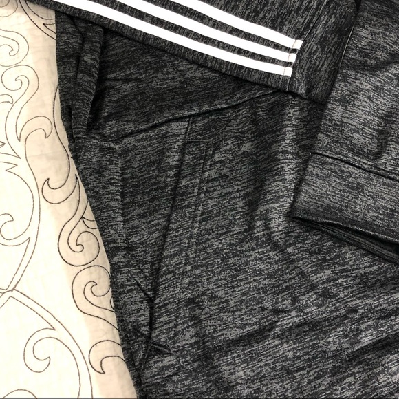 Men’s NWT Adidas Full Zip Sweatshirt With Hoodie - Picture 8 of 8